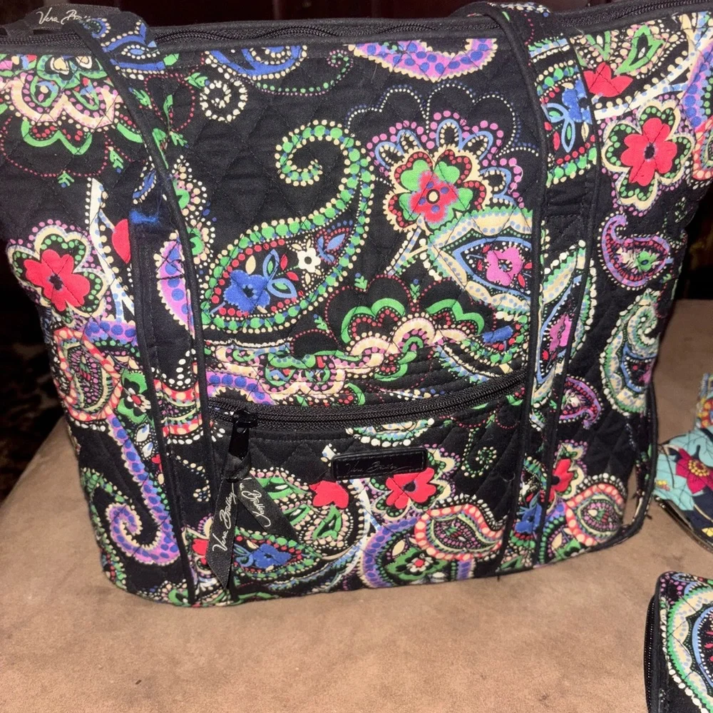 Vera Bradley Kiev Paisley Tote w/ wallet - Picture 6 of 6